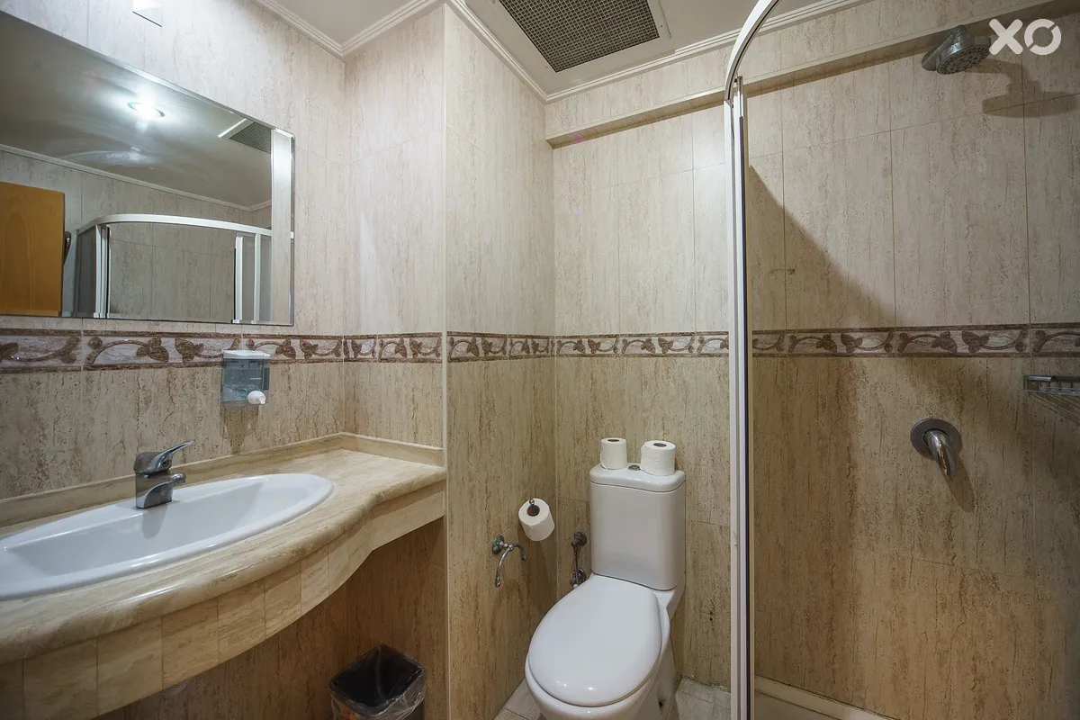 Larissa Inn Hotel