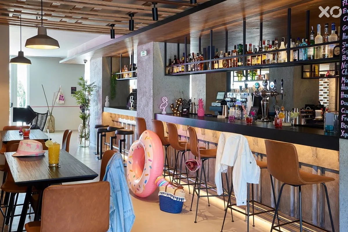 Moxy Patra Marina