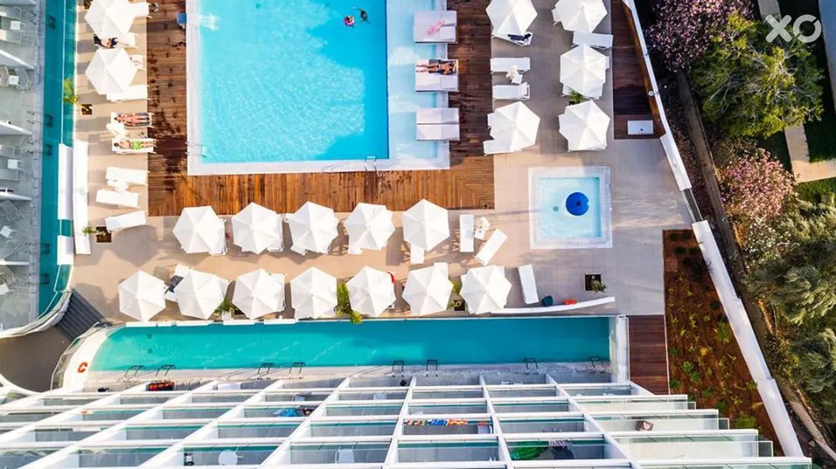 Eleana Hotel