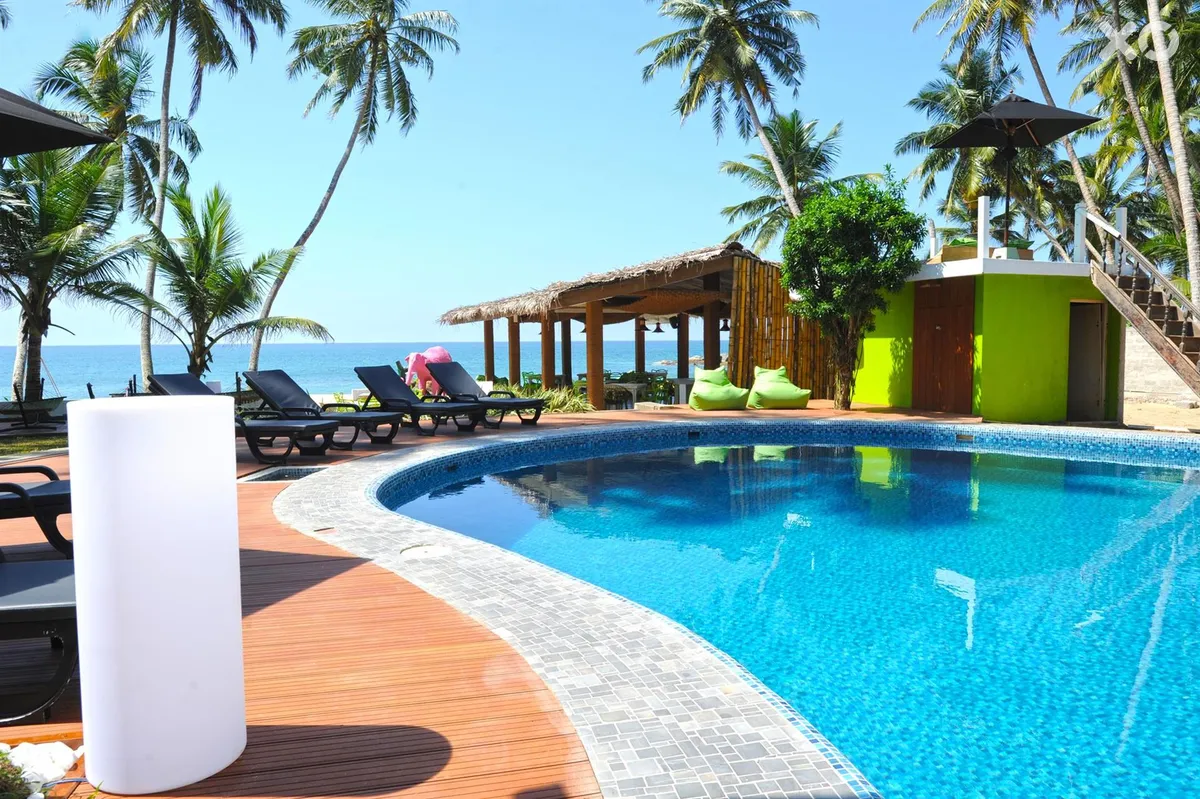 J Ambalangoda Hotel