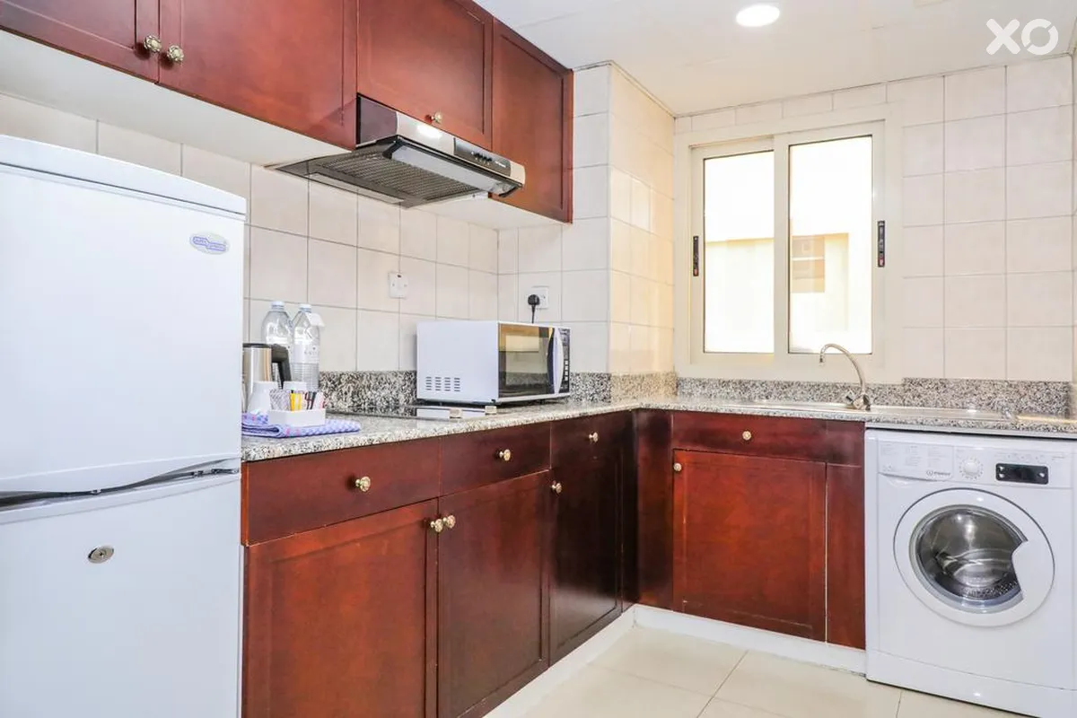 Savoy Crest Hotel Apartment