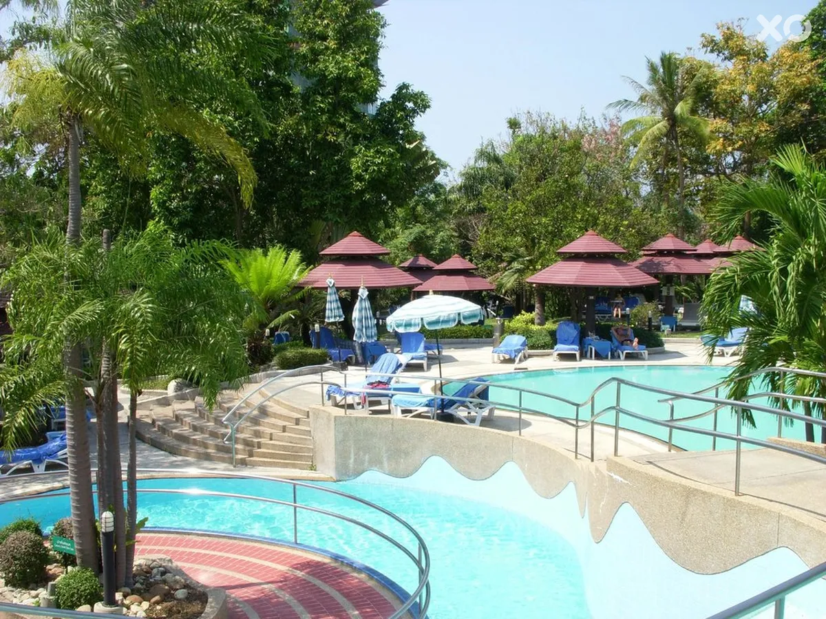 Royal Cliff Beach Terrace
