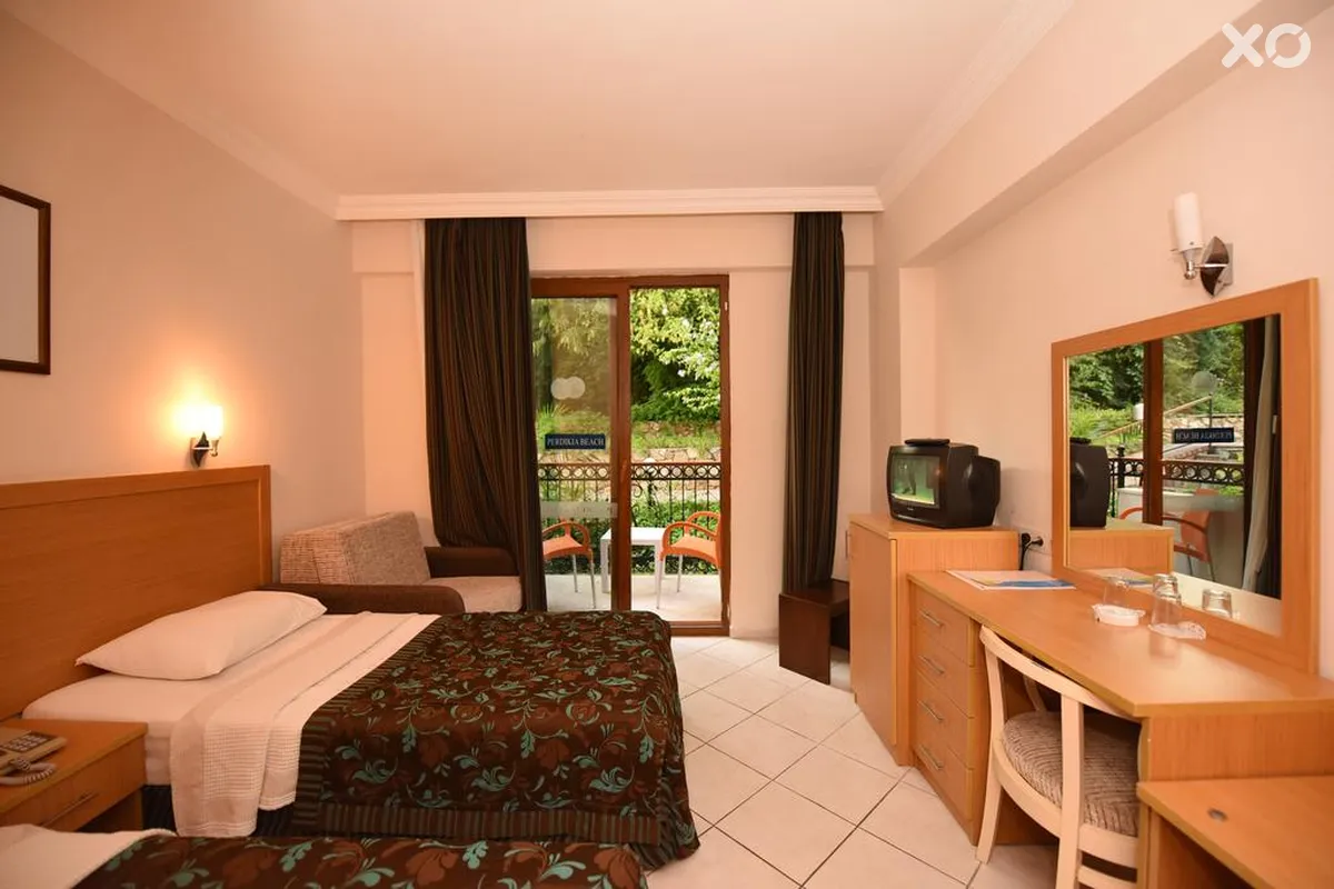 Perdikia Beach Hotel