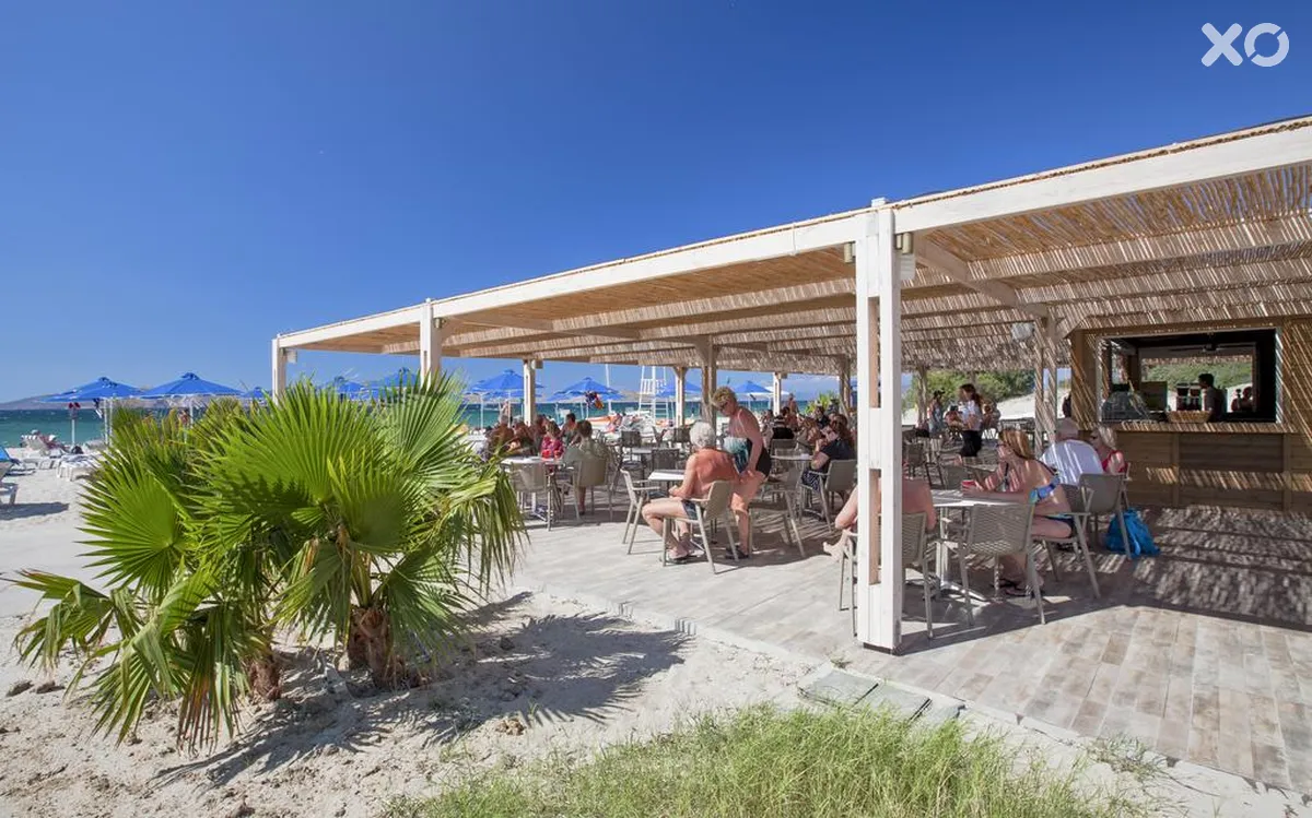 Caravia Beach Hotel