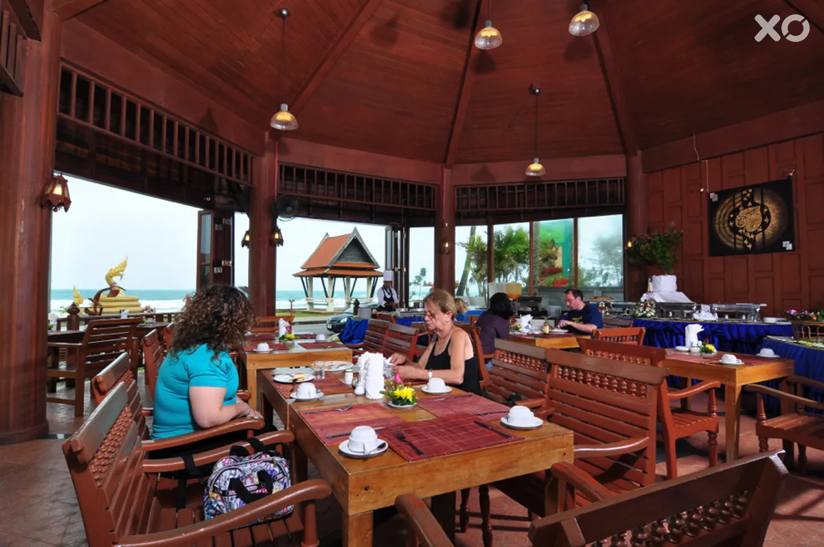 Baan Karonburi Resort