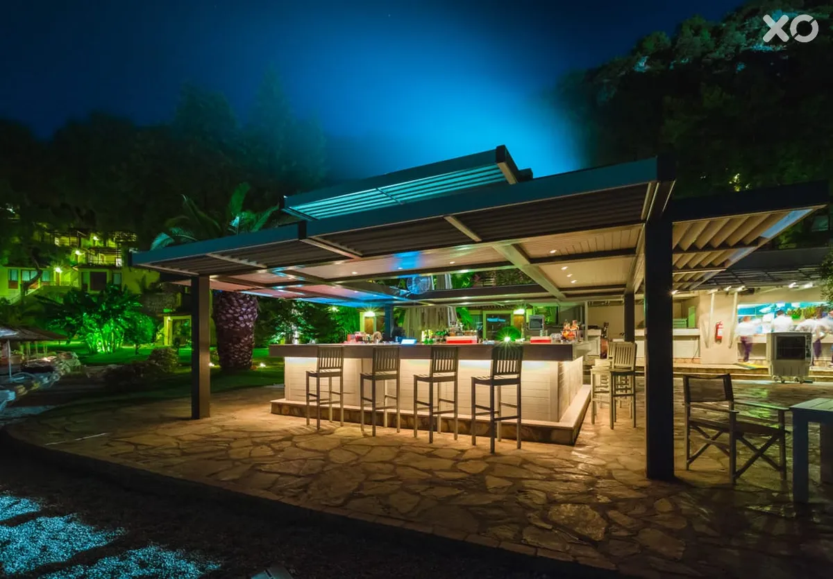 Hillside Beach Club