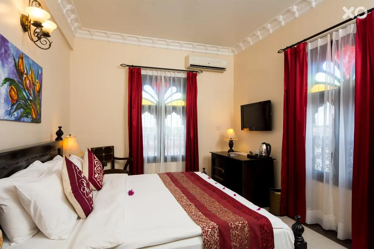 Golden Tulip Stone Town Boutique