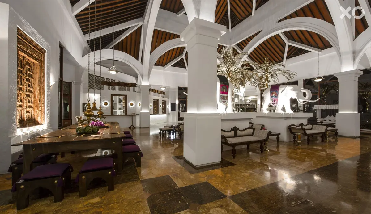 Royal Palms Beach Hotel