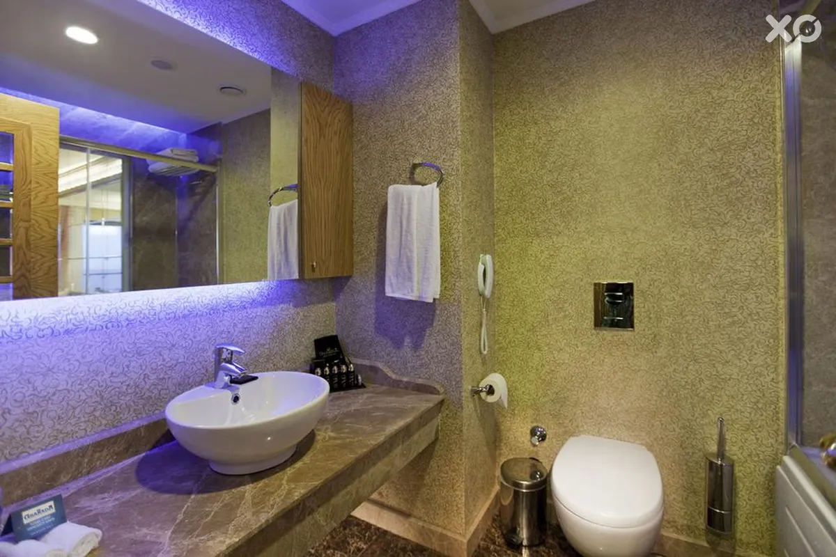 Granada Luxury Okurcalar