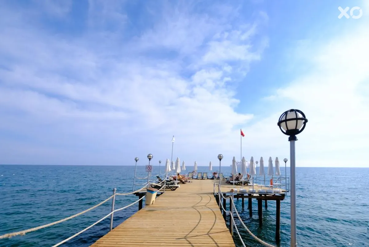 Anitas Beach Hotel