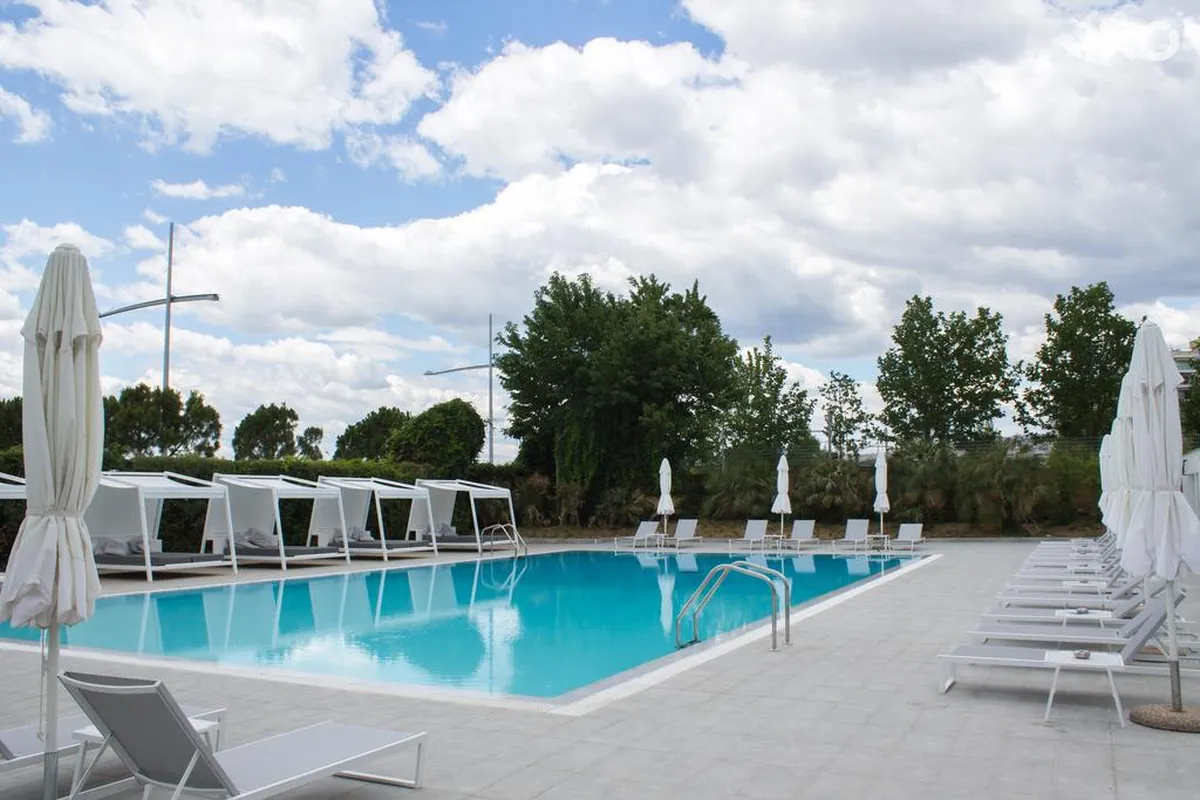 Makedonia Palace