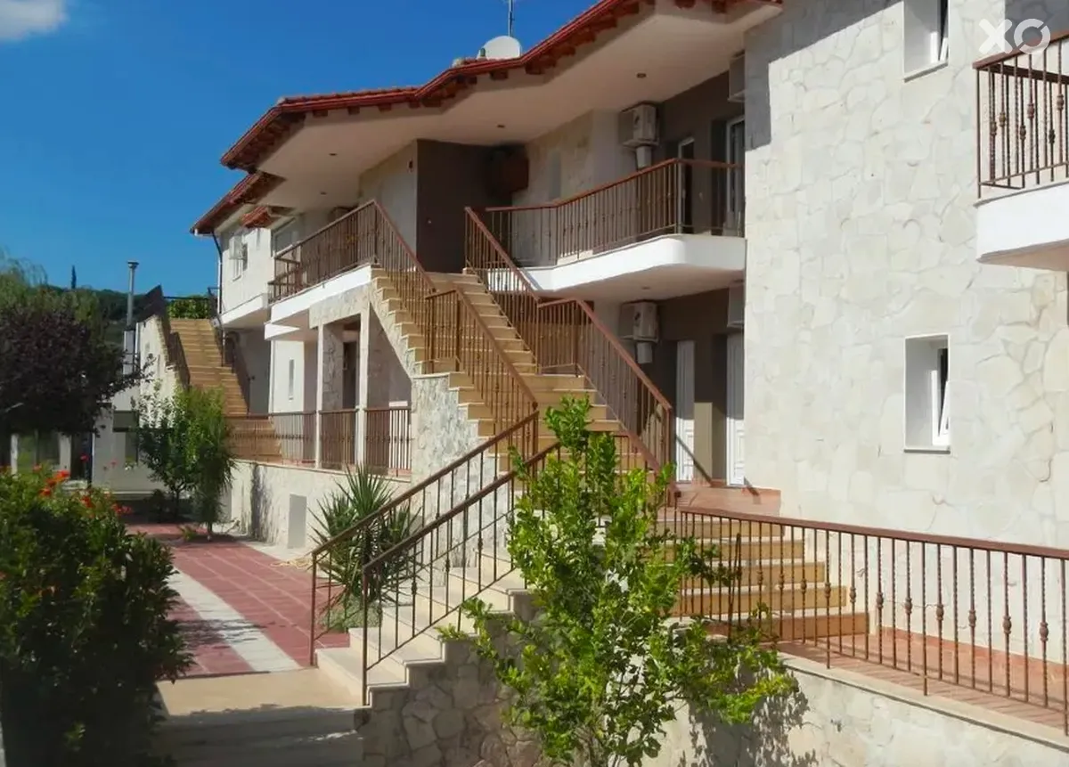 Ampelia Hotel