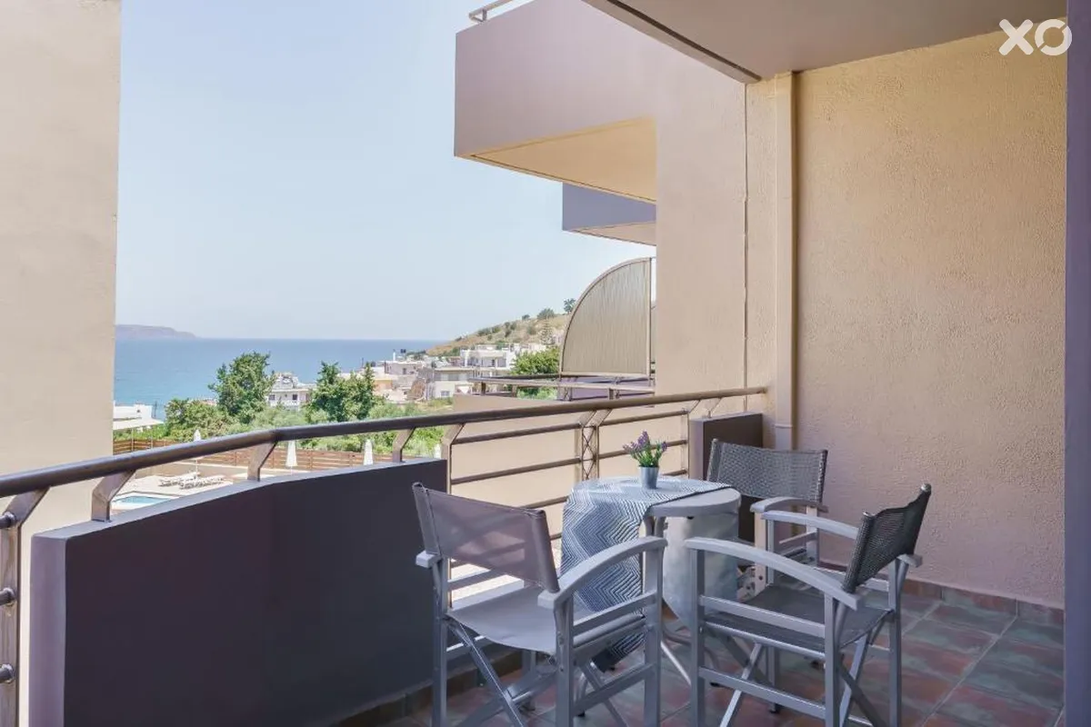 Sunrise Suites & Apartments