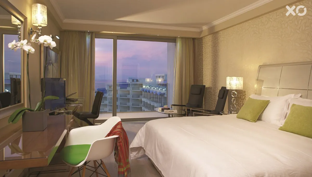 Atrium Platinum Hotel