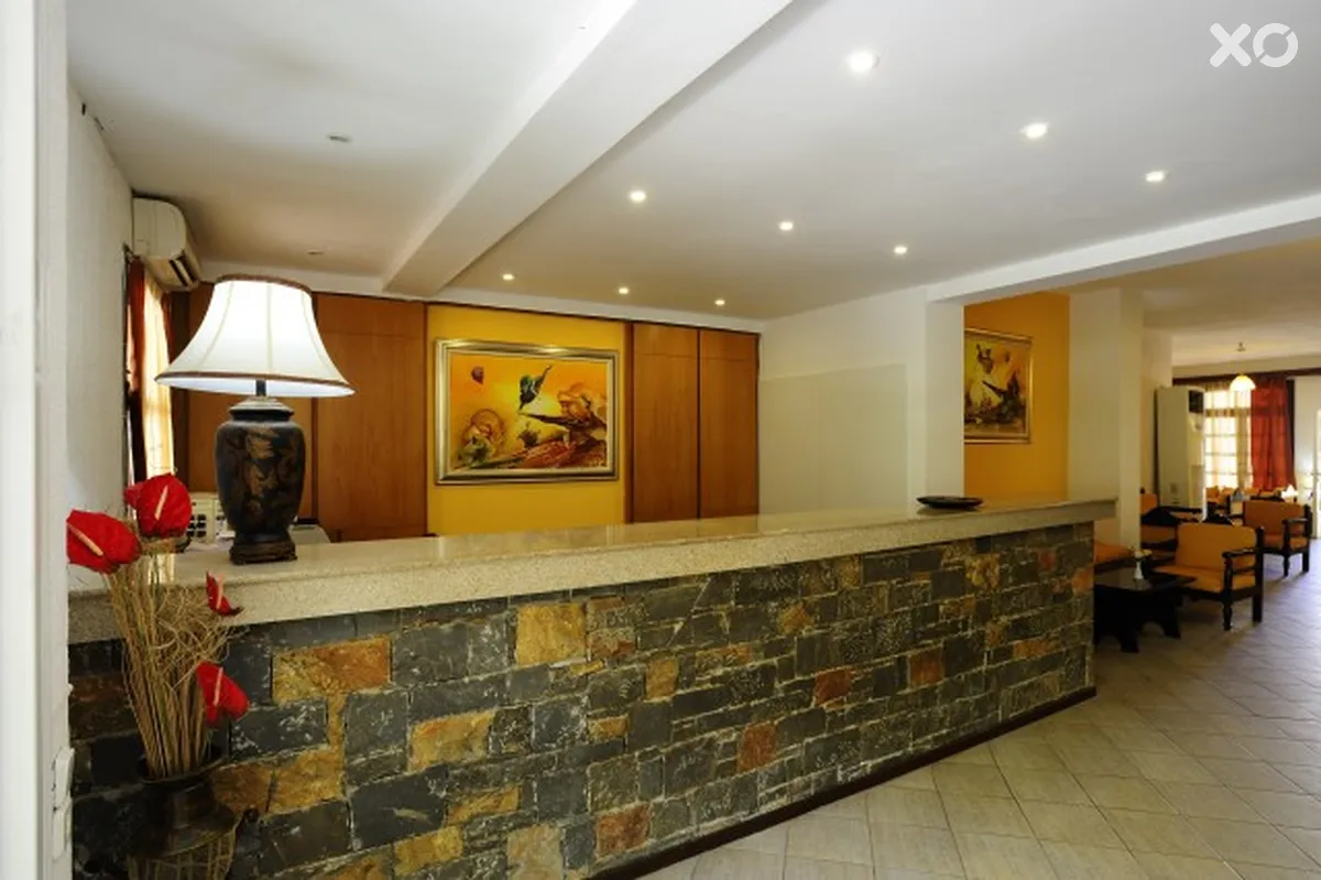 Elpida Hotel & Apartments