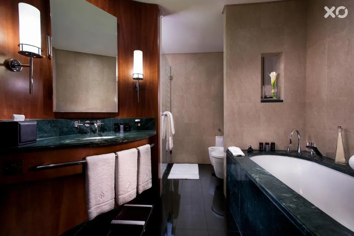 Jumeirah Emirates Towers