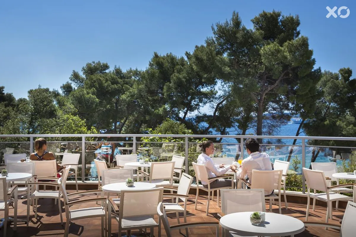 Aminess Grand Azur Hotel