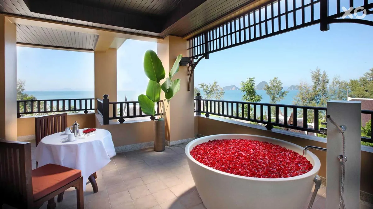 Amari Vogue Resort
