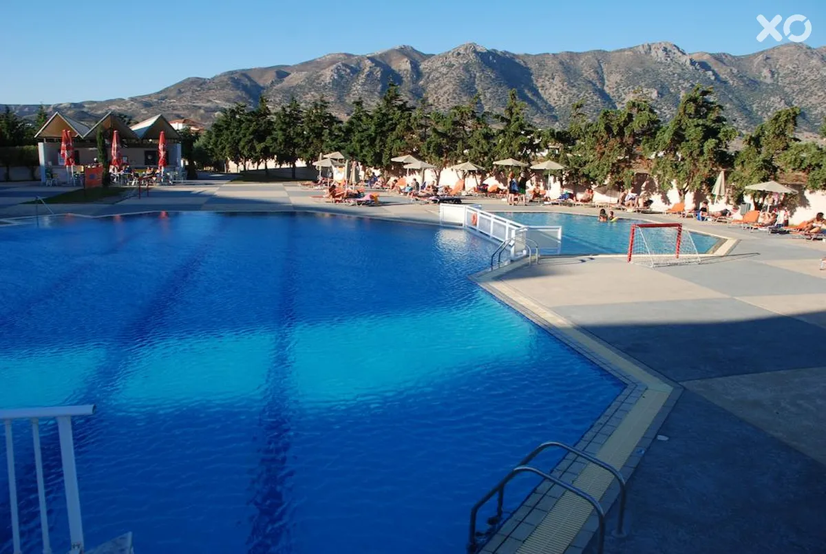 Sovereign Beach Hotel
