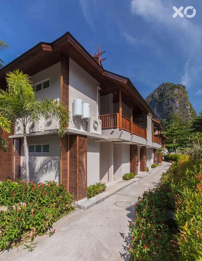 Sand Sea Resort