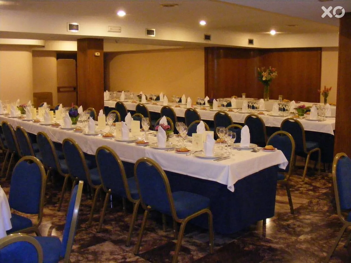 Leuka Hotel