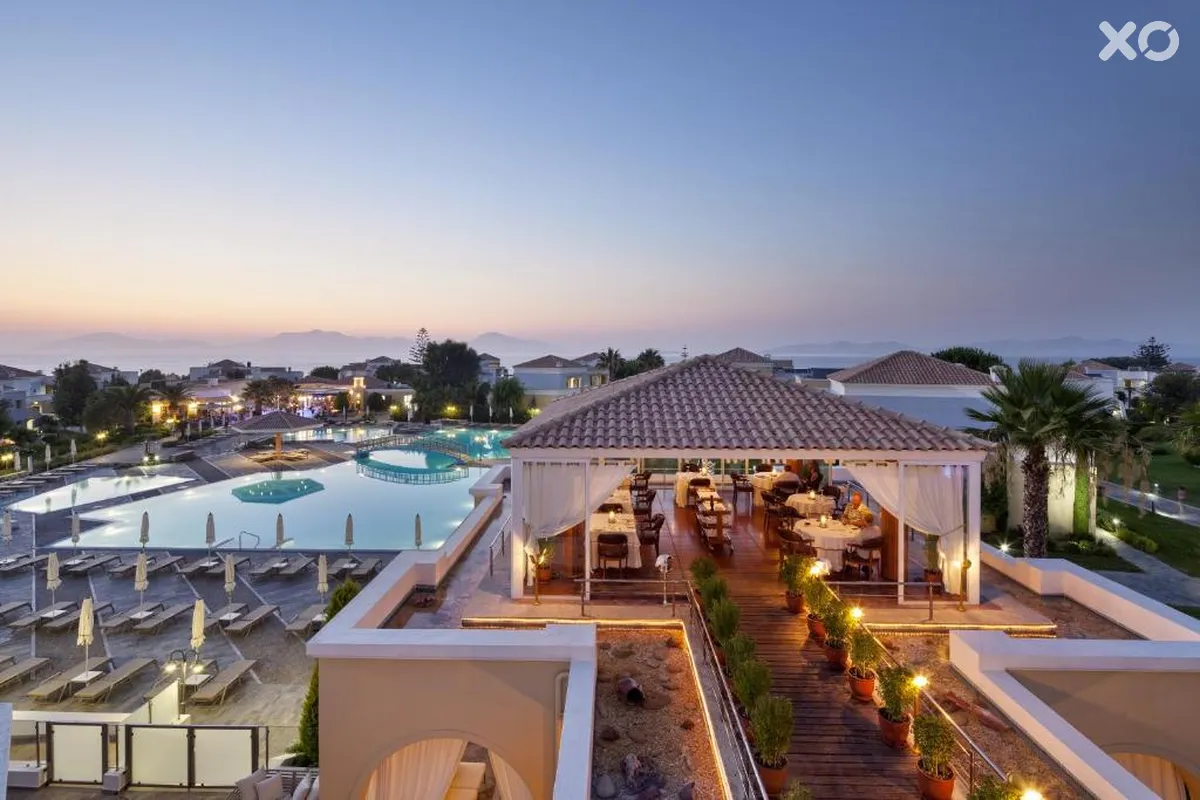 Neptune Luxury Resort