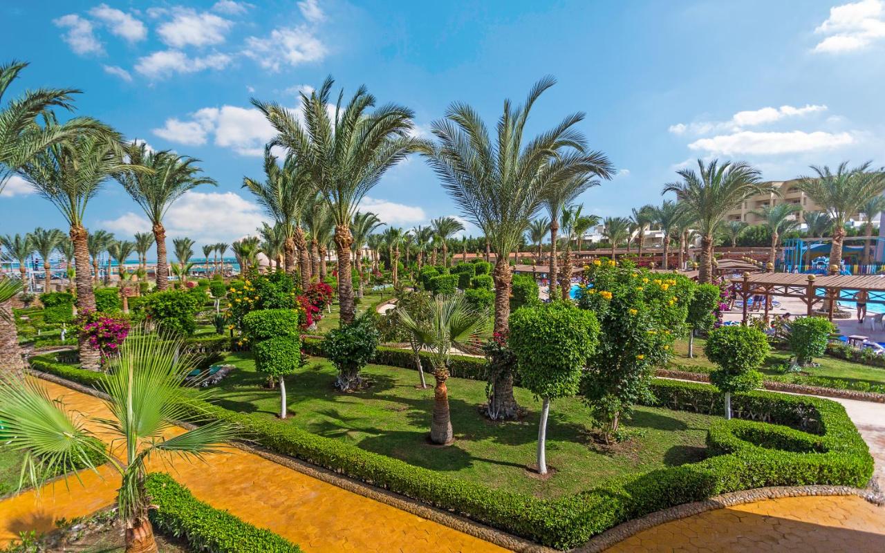 Riviera Aqua Park Resort ( ex. Hawaii Riviera Resort & Aqua Park)