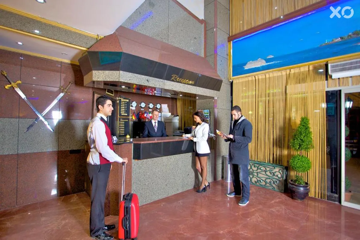 Hermanos Hotel