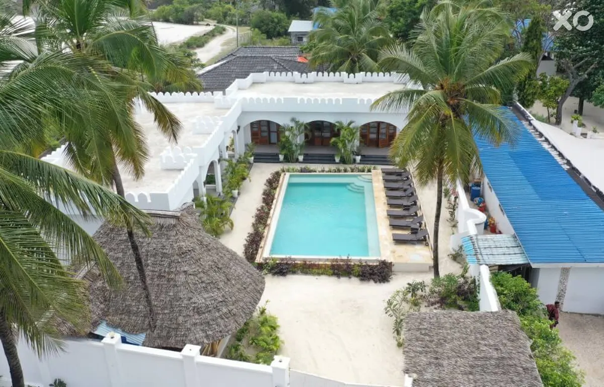 The Golden Blue Luxury Hotel