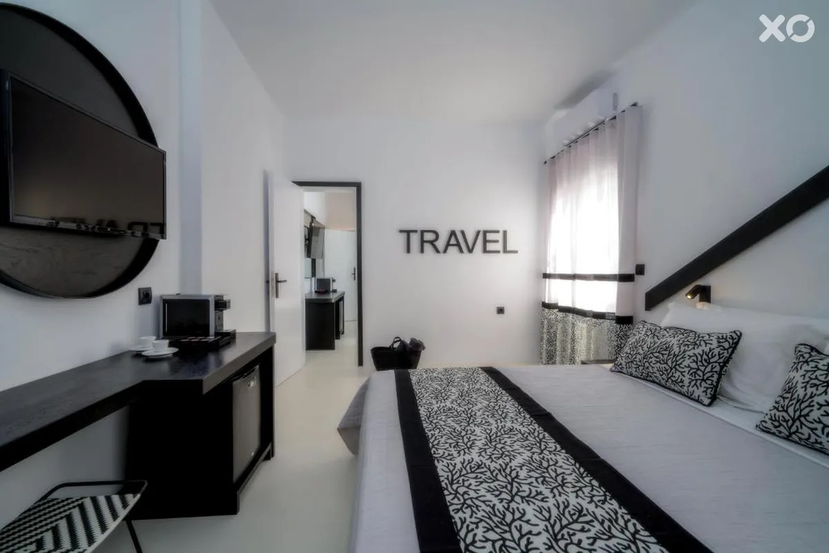 Divelia Hotel