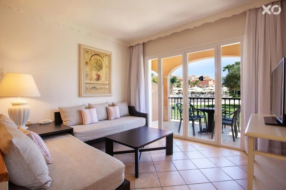 Grupotel Macarella Suites & Spa