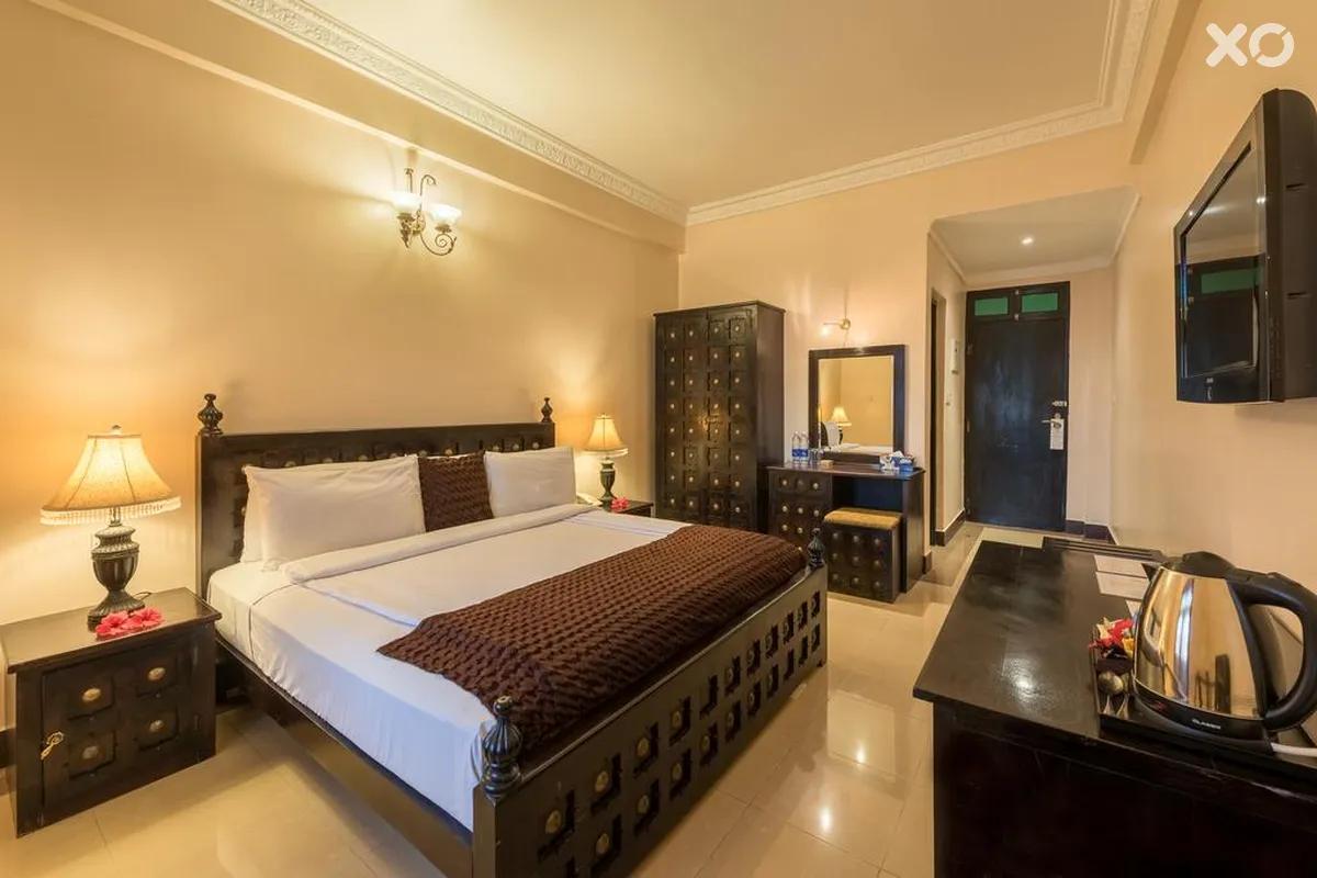 Golden Tulip Stone Town Boutique