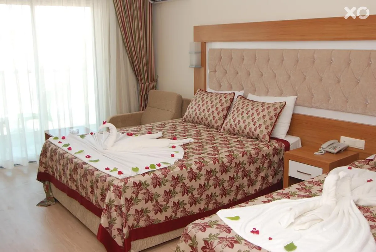 Hedef Beach Resort & Spa