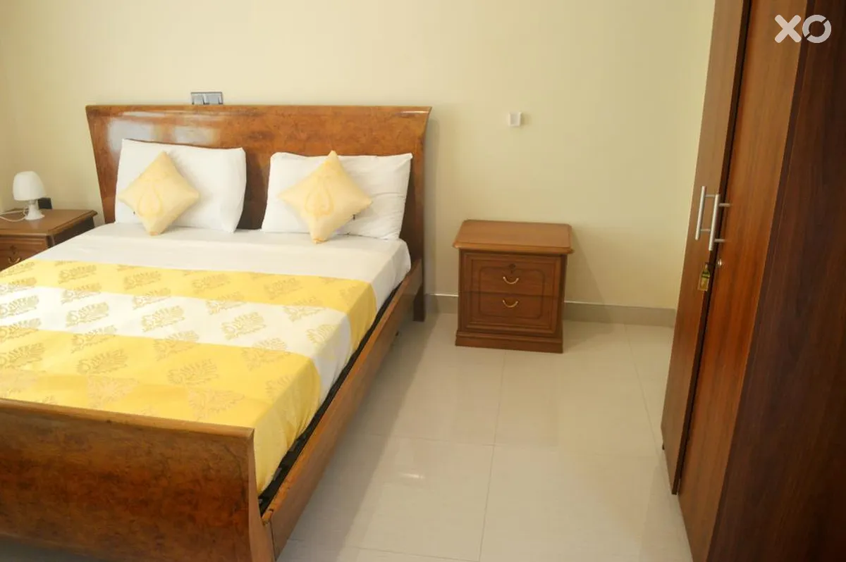 Queens Beach Hotel