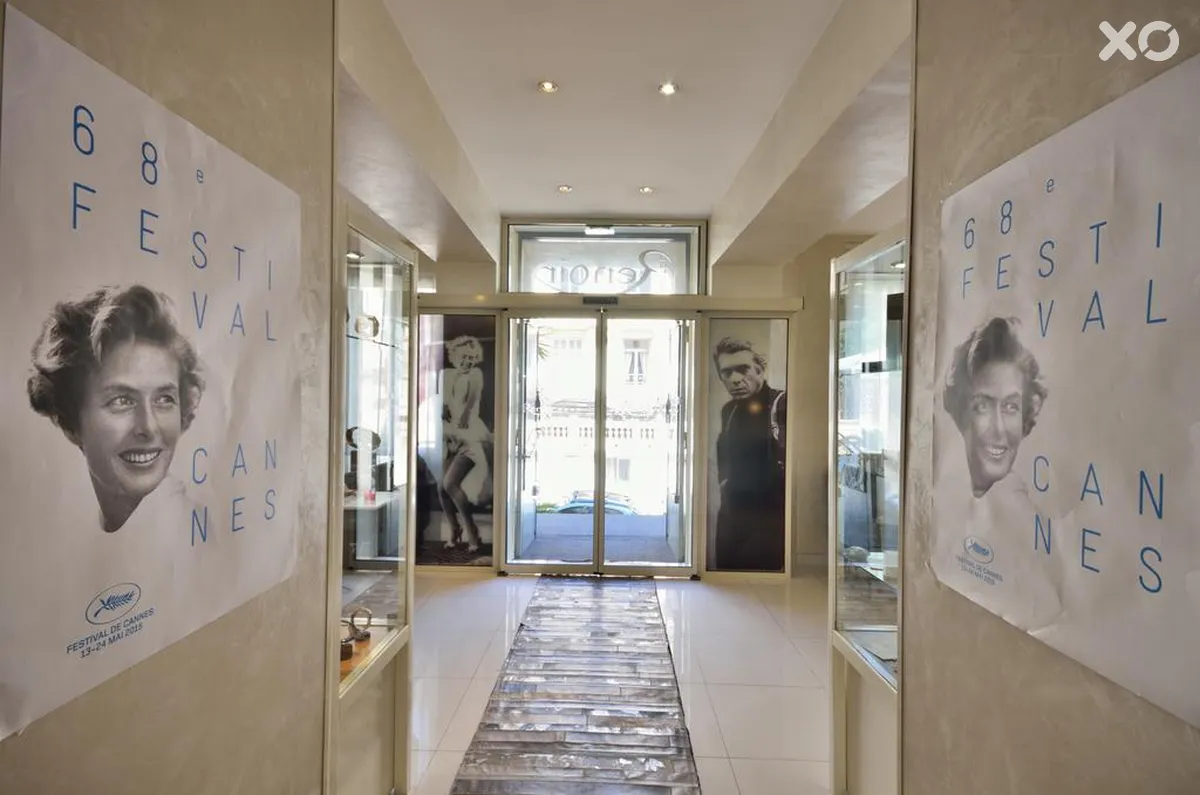 Renoir Hotel