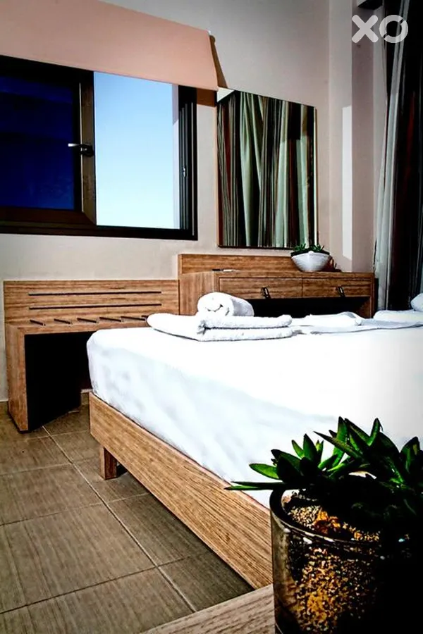 Crystal Bay Hotel