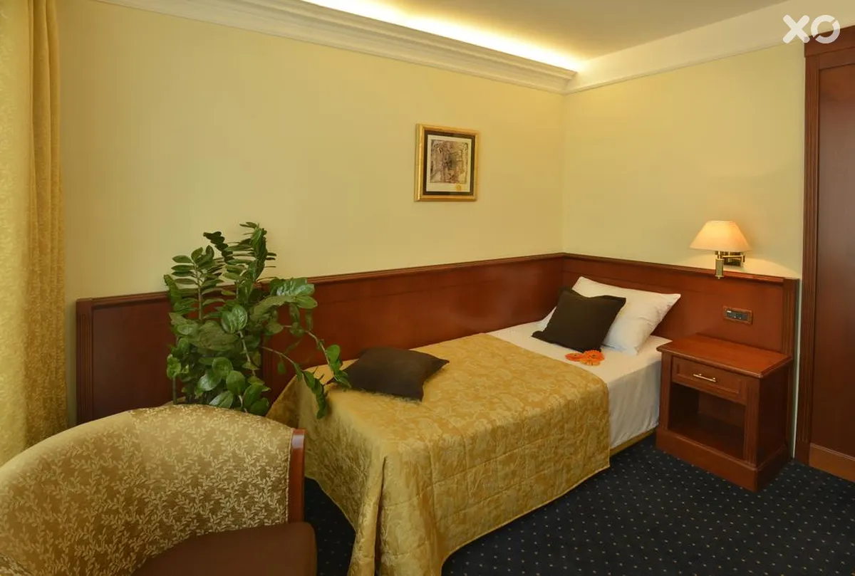 Grand Hotel Adriatic I