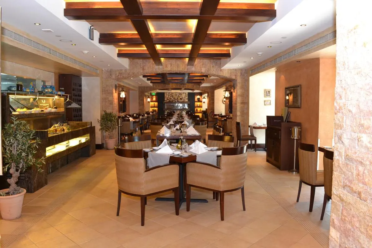Crowne Plaza Abu Dhabi