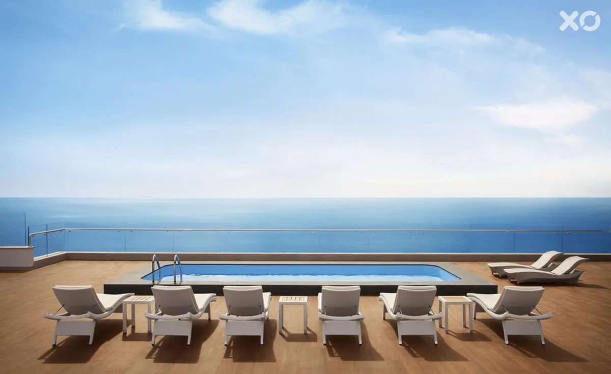 Akra Hotel