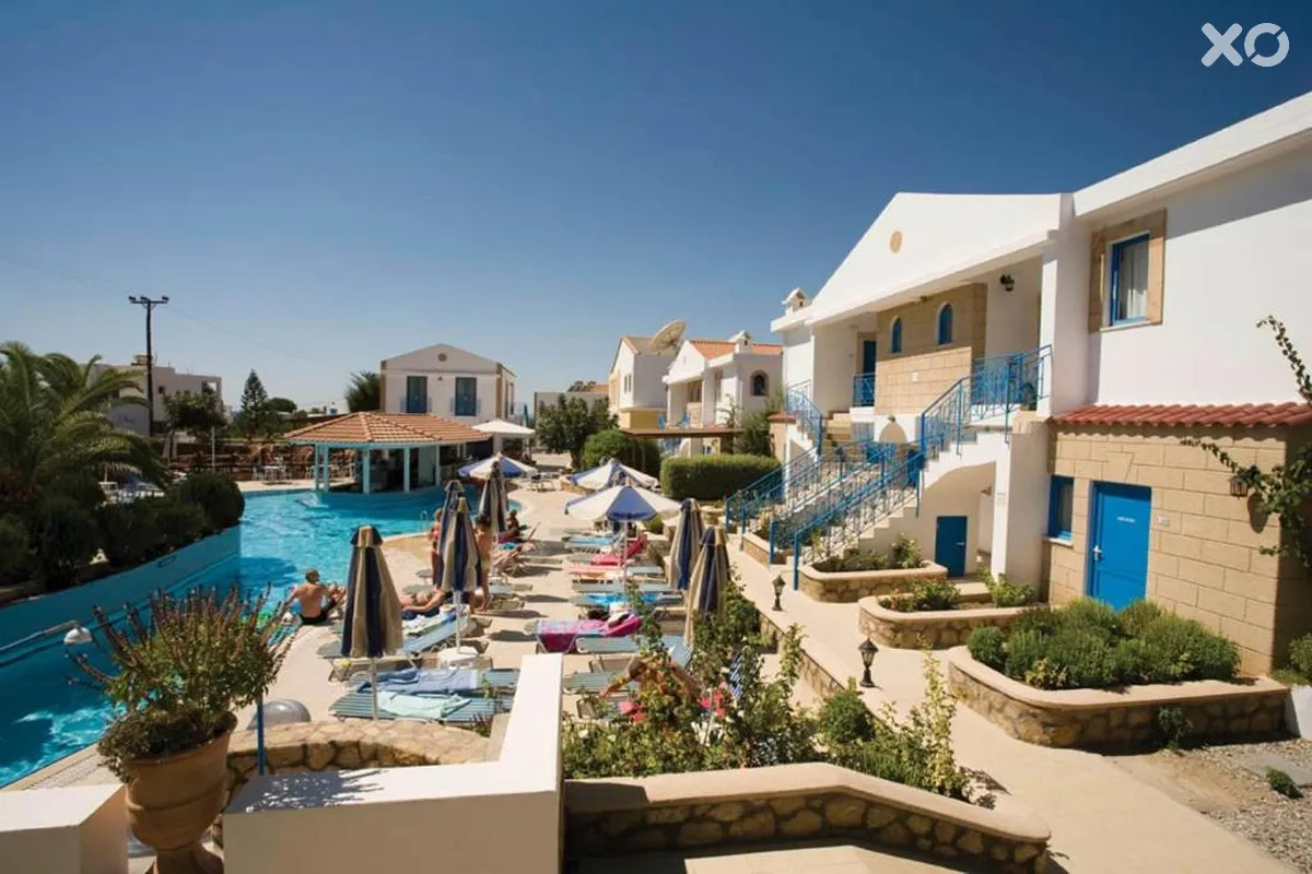 Pefki Islands Resort