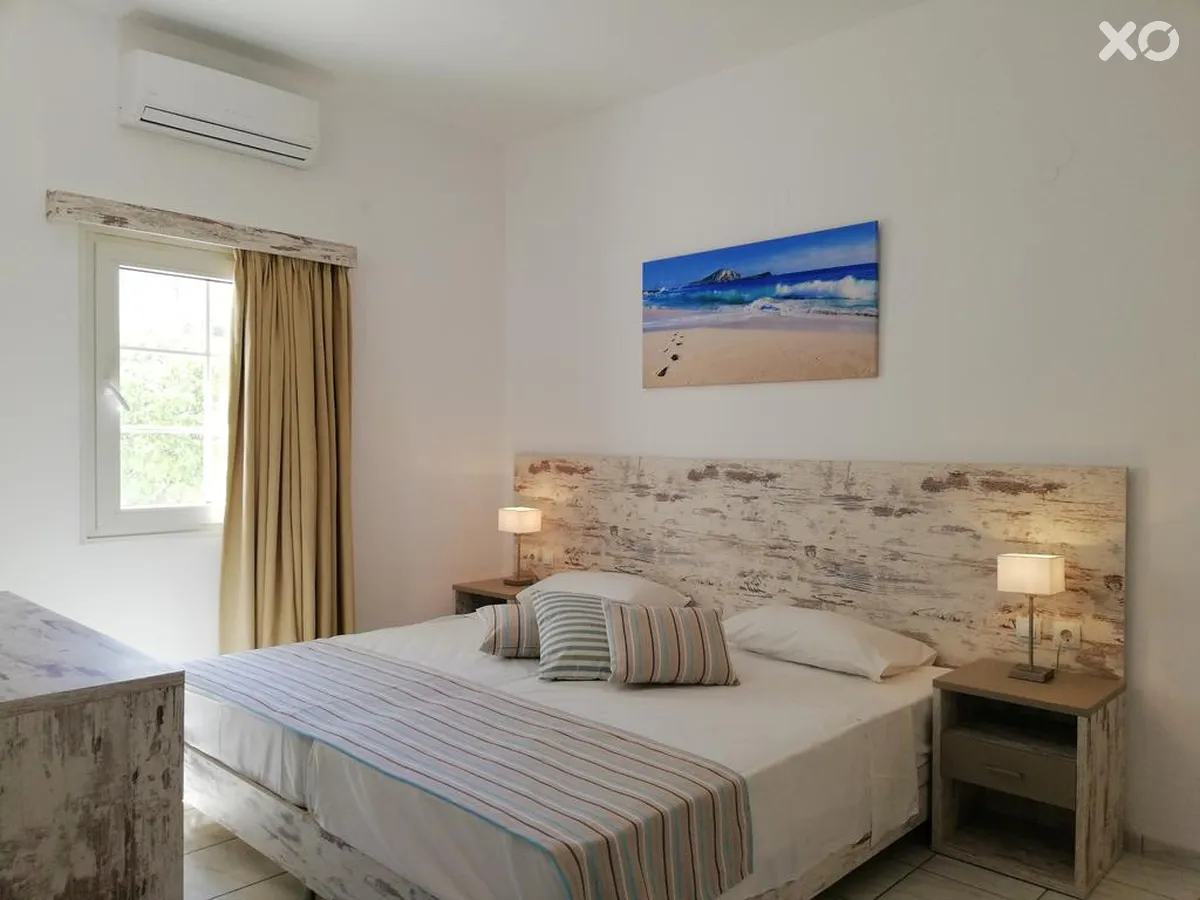 Evina Room & Villas