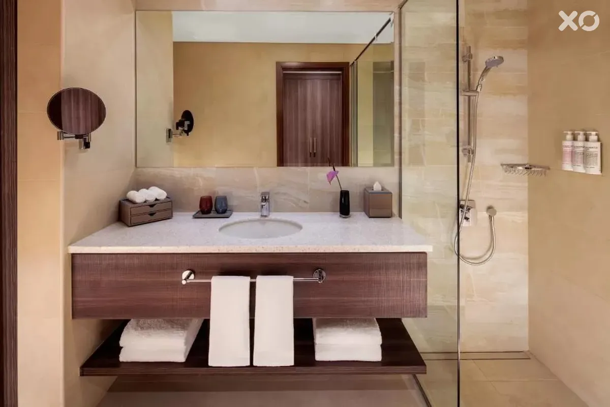 Avani Palm View Dubai Hotel & Suites