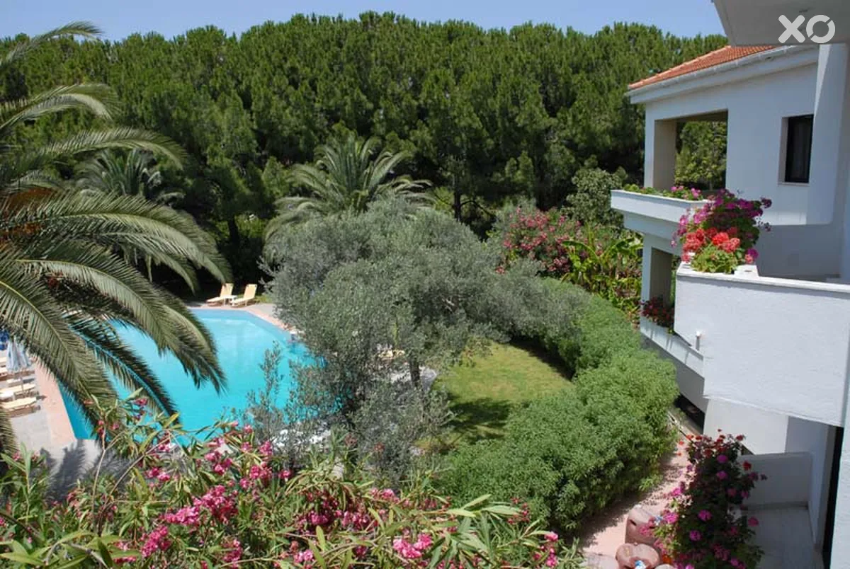 Niki Hotel Apartments