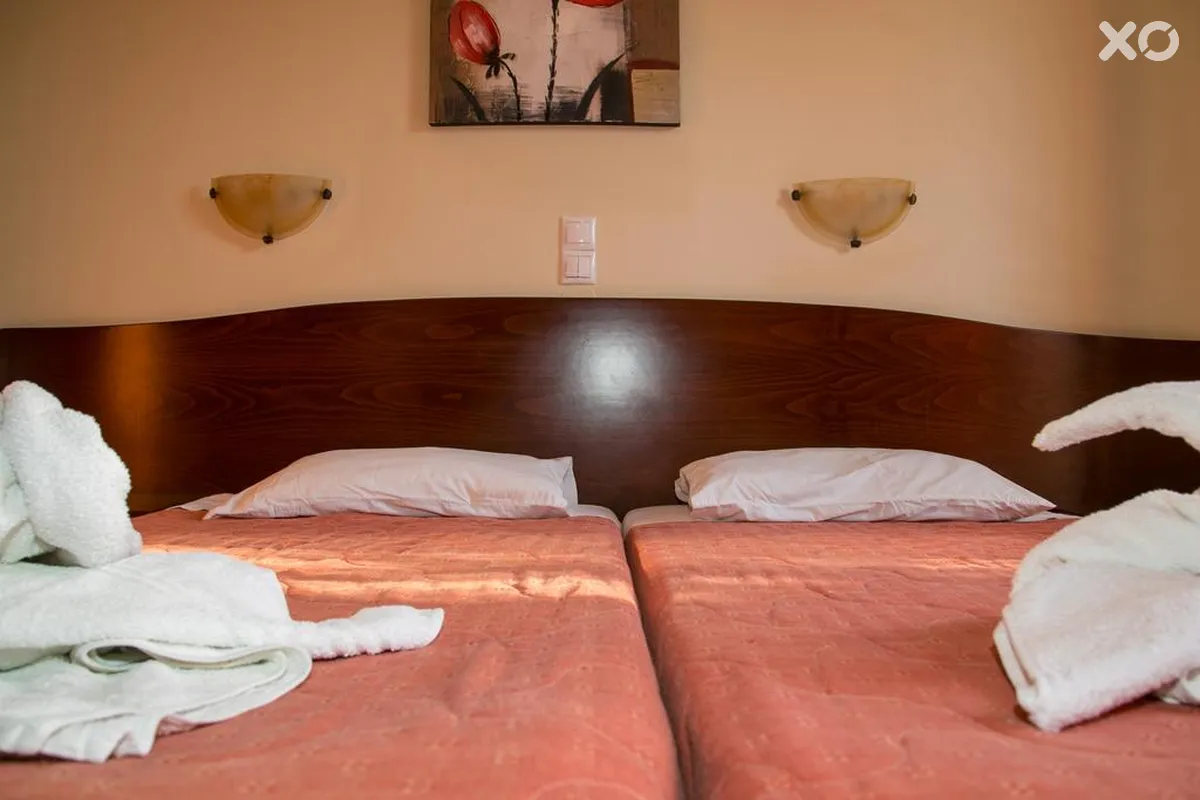 Kouros Apartments & Studios