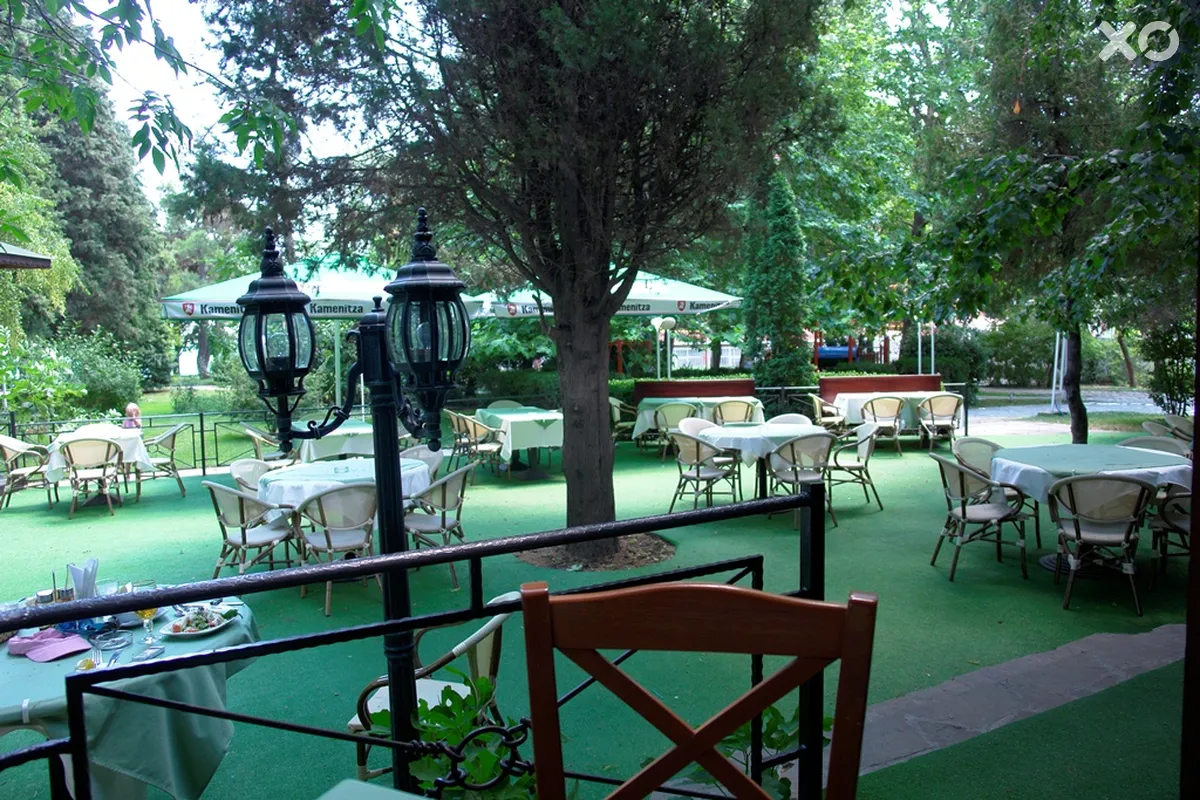 Oasis Park Hotel