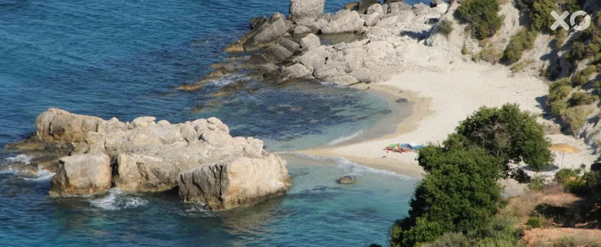 Koukounaria Hotel & Suites