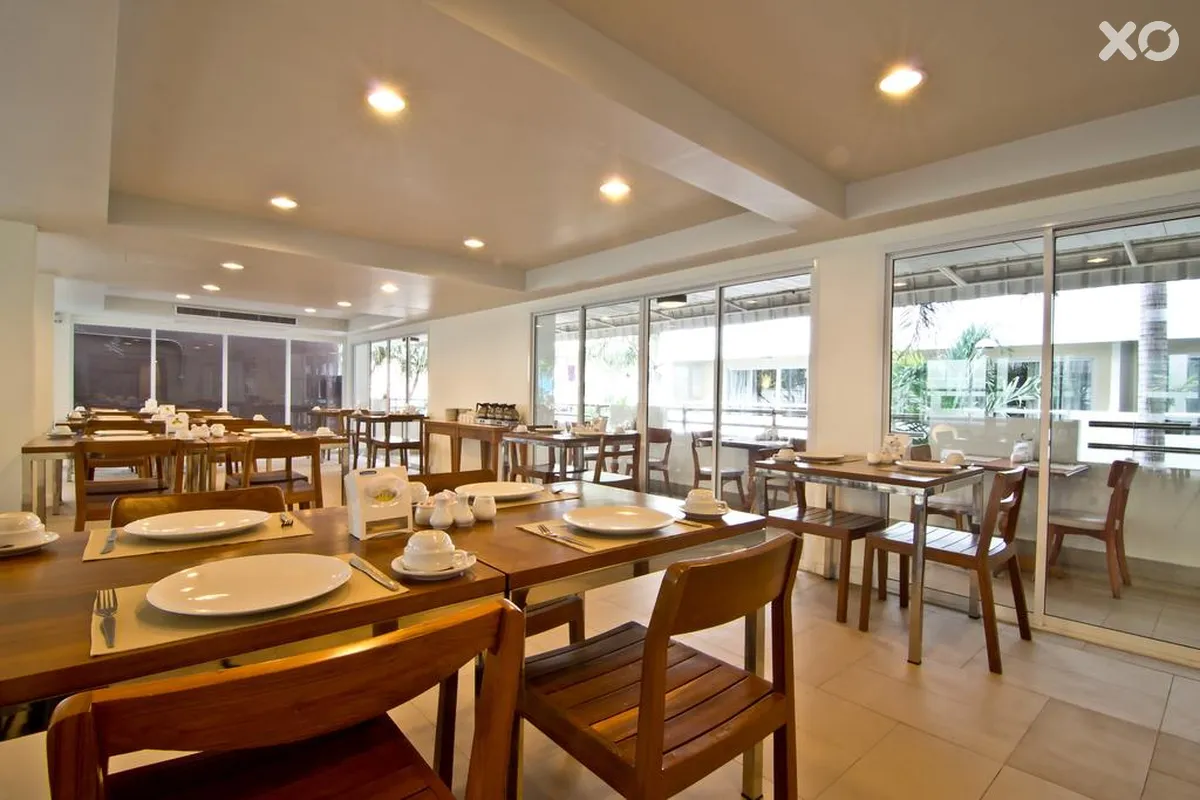Sunshine Hotel & Residences