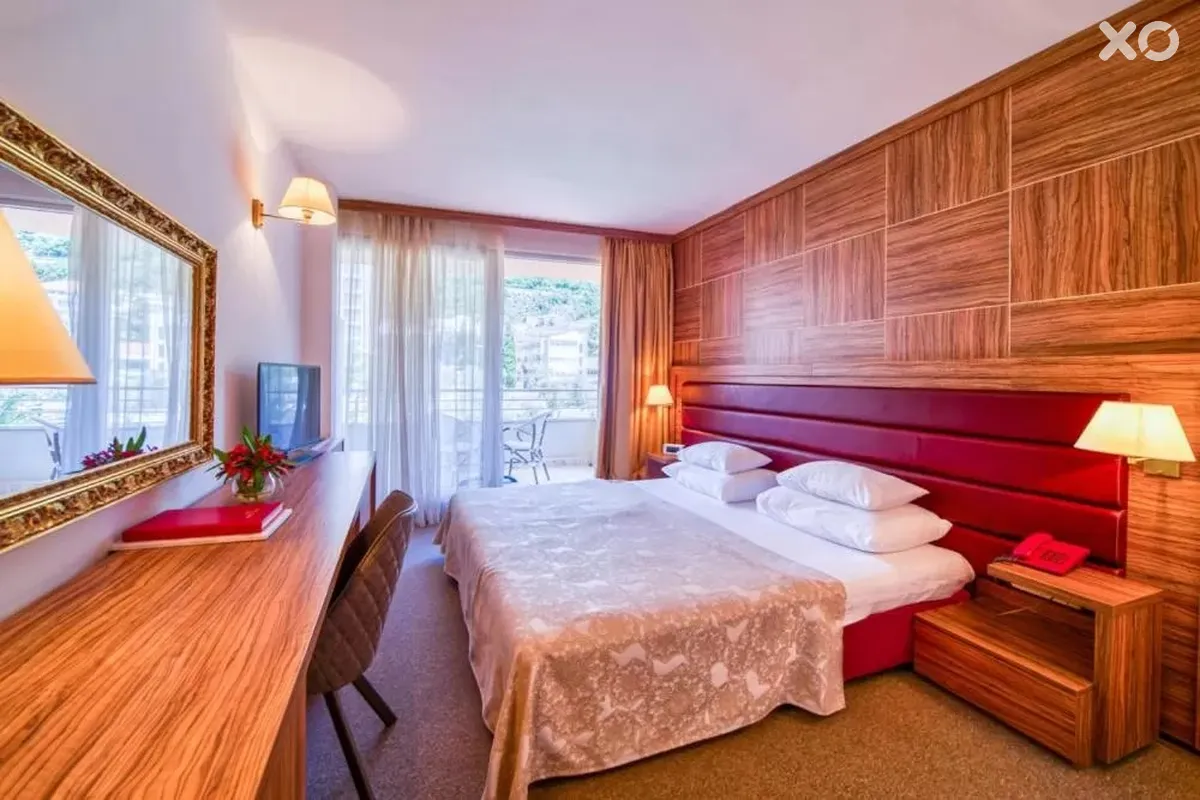Palas Hotel