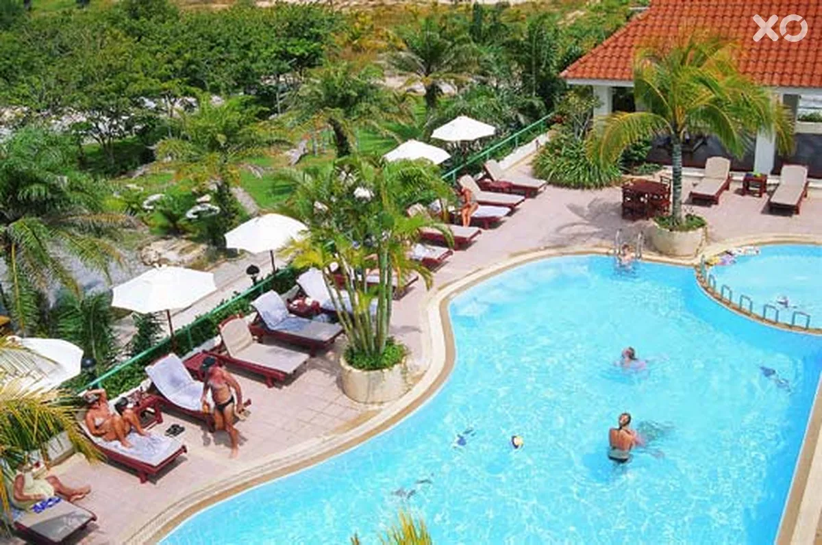 The Old Phuket Karon Beach Resort