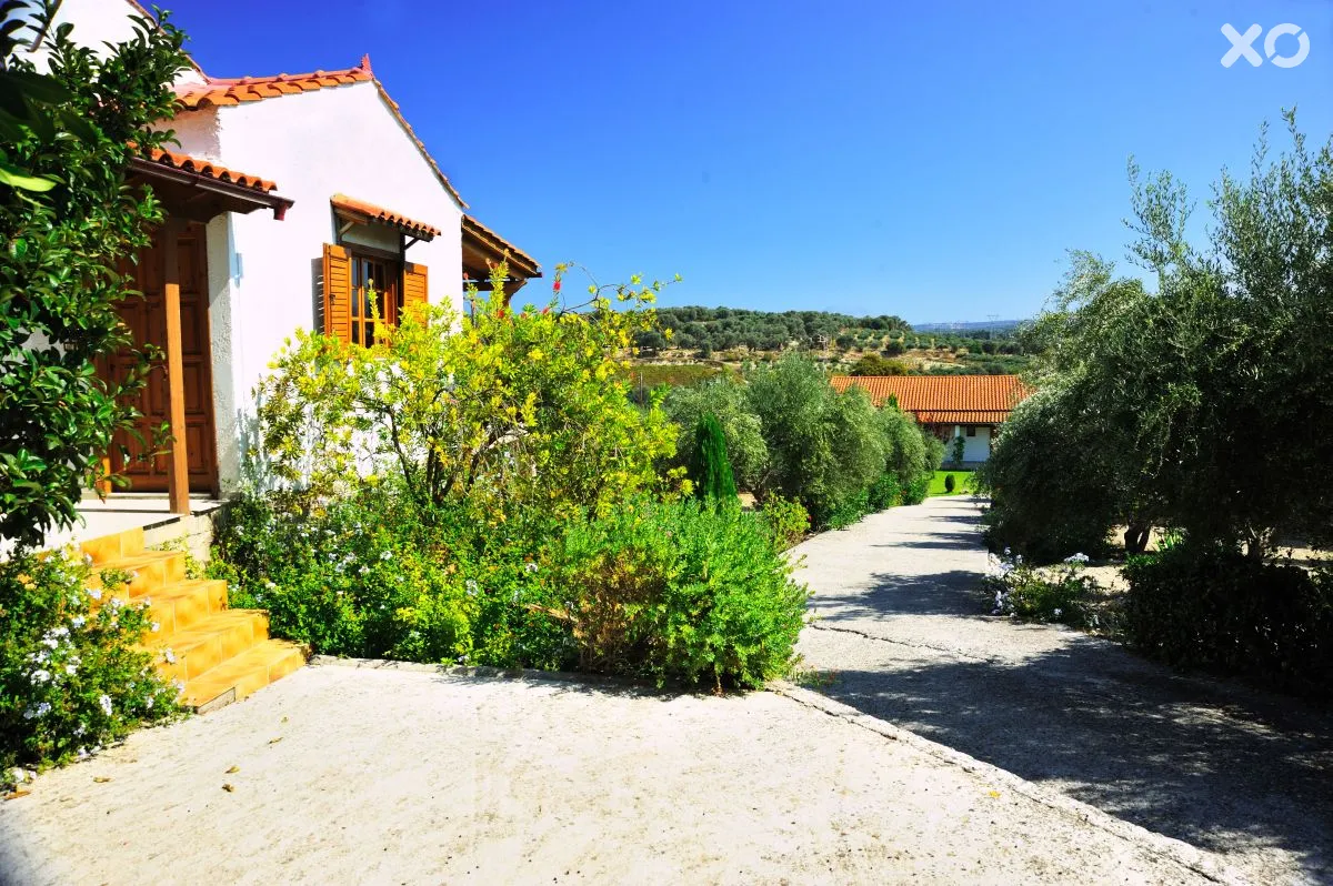 Villas Lefkothea